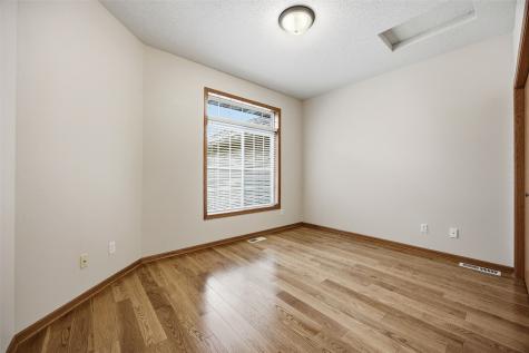 3645 Stoney Point Road SW Cedar Rapids IA 52404
