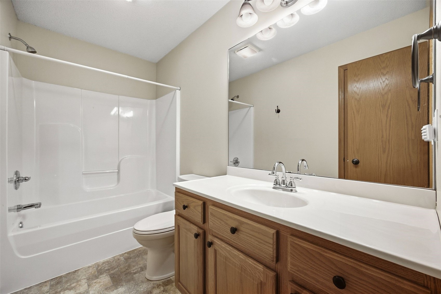 3645 Stoney Point Road SW Cedar Rapids IA 52404