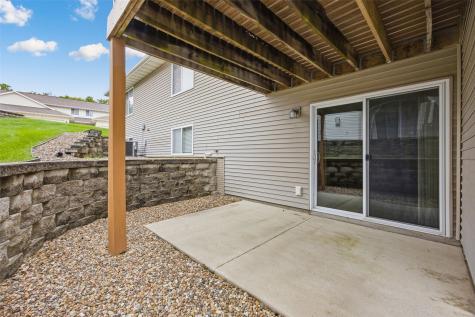 3645 Stoney Point Road SW Cedar Rapids IA 52404