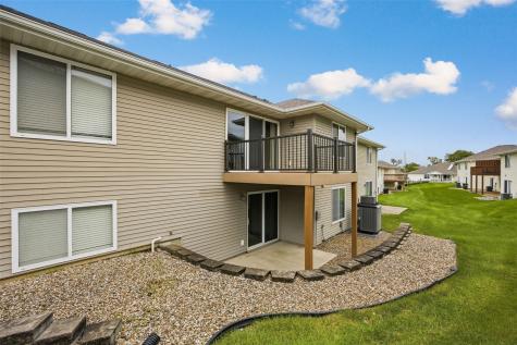 3645 Stoney Point Road SW Cedar Rapids IA 52404