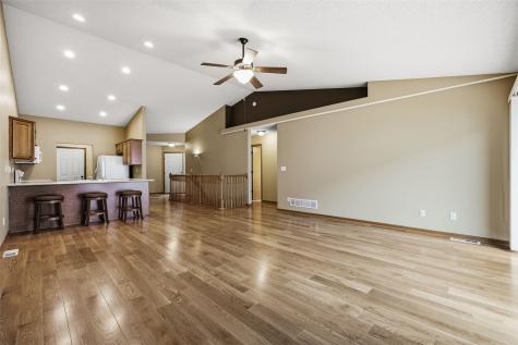 3645 Stoney Point Road SW Cedar Rapids IA 52404