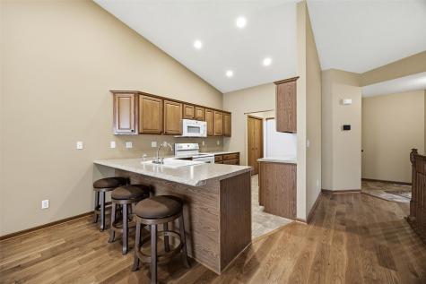 3645 Stoney Point Road SW Cedar Rapids IA 52404