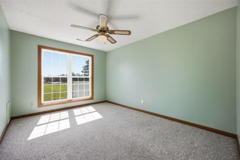 4630 Westchester Drive NE Cedar Rapids IA 52402