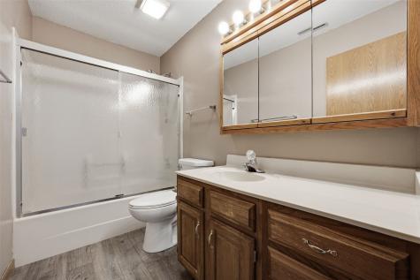 4630 Westchester Drive NE Cedar Rapids IA 52402