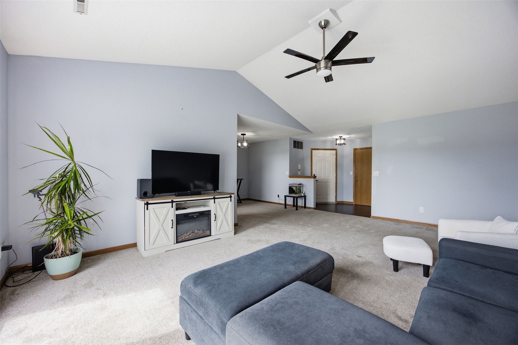 4630 Westchester Drive NE Cedar Rapids IA 52402