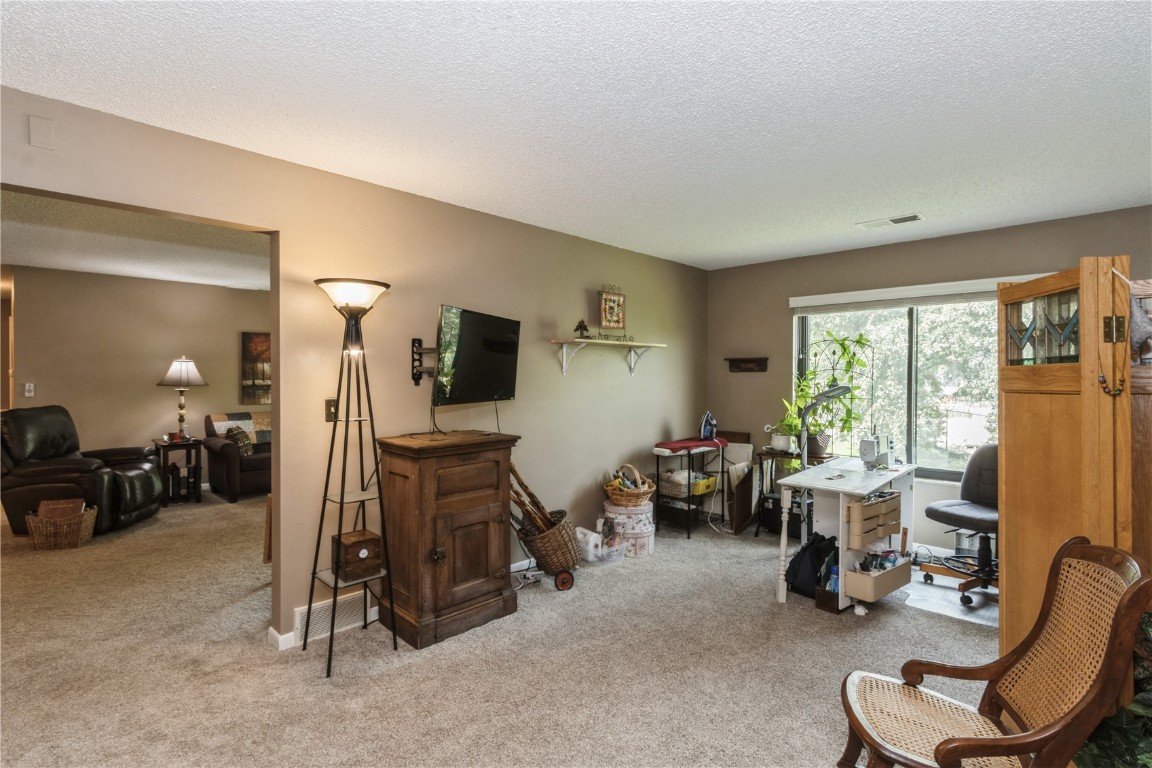 2135 1st Avenue SE Cedar Rapids IA 52402