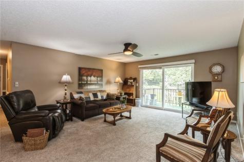 2135 1st Avenue SE Cedar Rapids IA 52402