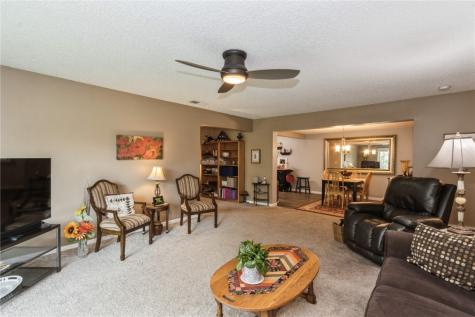 2135 1st Avenue SE Cedar Rapids IA 52402