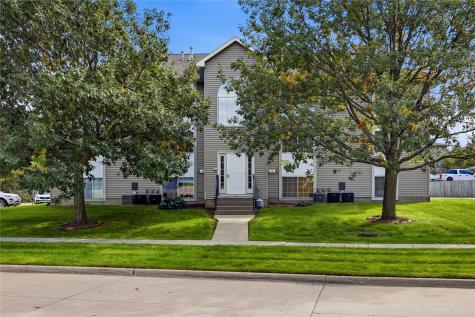 146 Elm Ridge Drive North Liberty IA 52317
