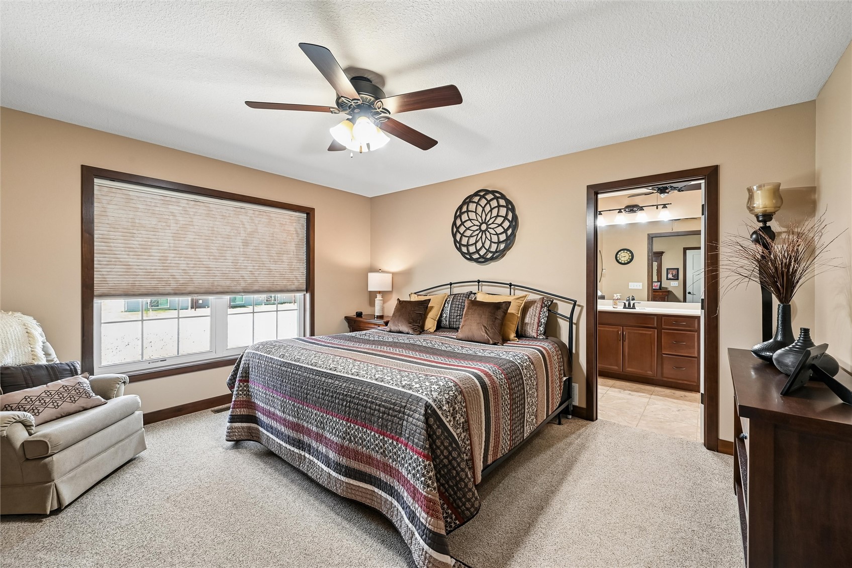 6935 Waterview Drive SW Cedar Rapids IA 52404