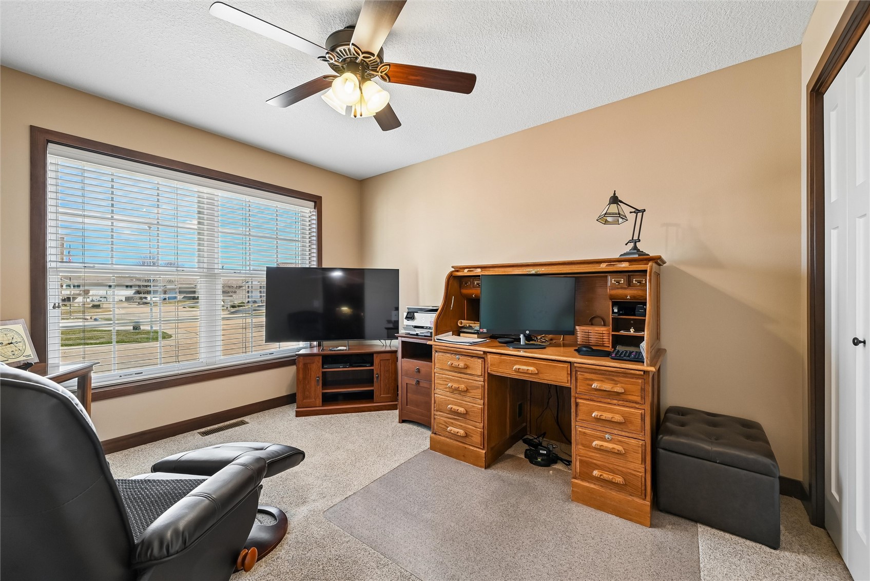6935 Waterview Drive SW Cedar Rapids IA 52404