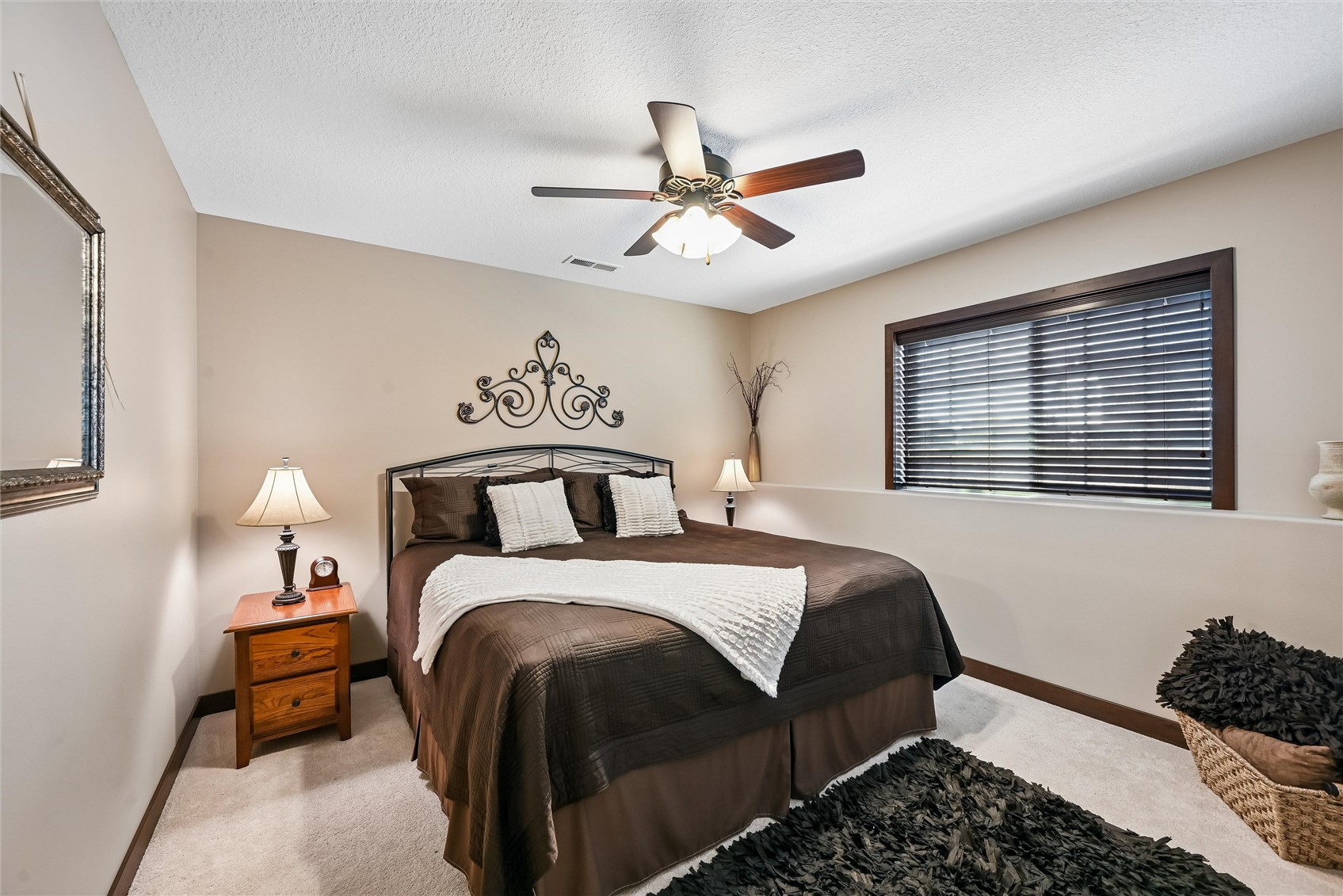 6935 Waterview Drive SW Cedar Rapids IA 52404