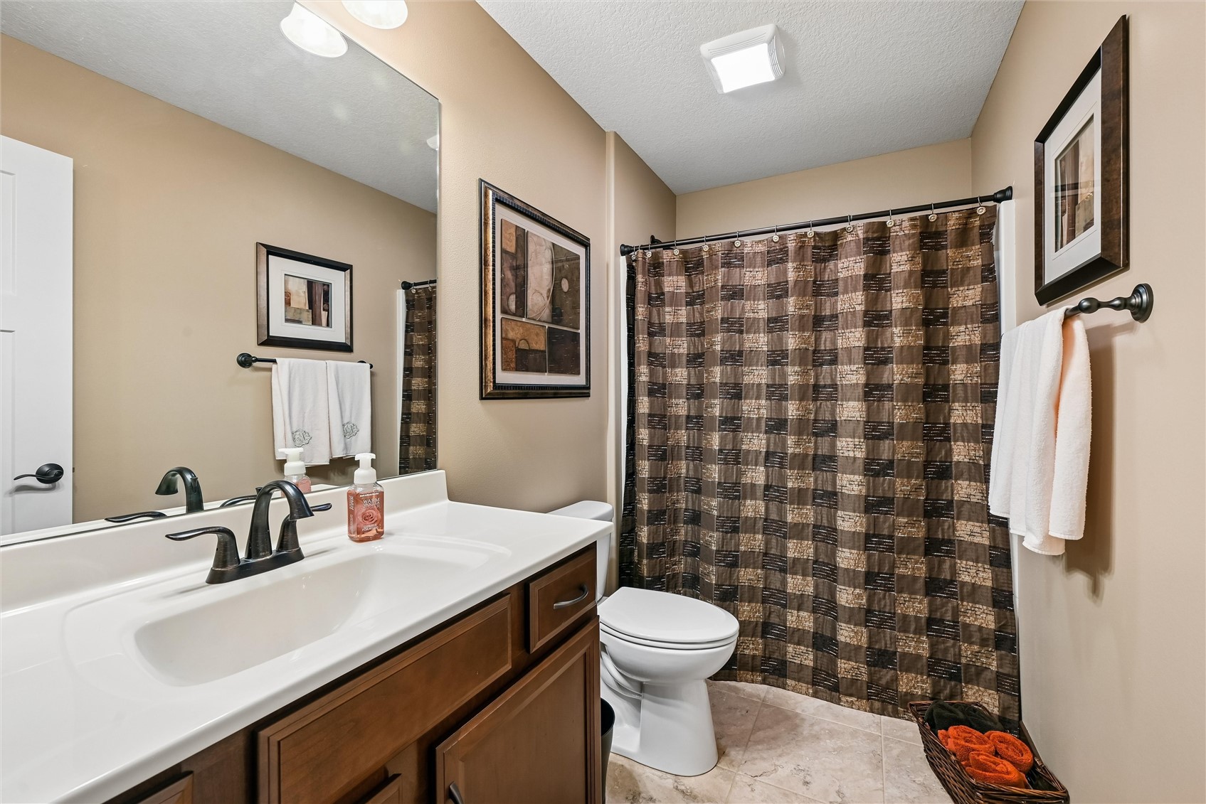 6935 Waterview Drive SW Cedar Rapids IA 52404