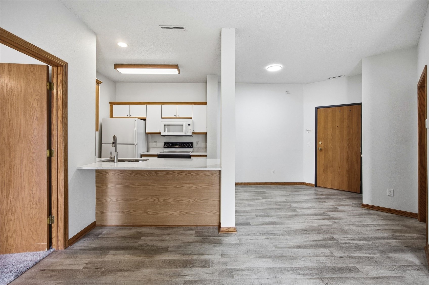 250 Cimarron Drive Hiawatha IA 52233