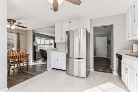 3915 Lexington Drive NE Cedar Rapids IA 52402