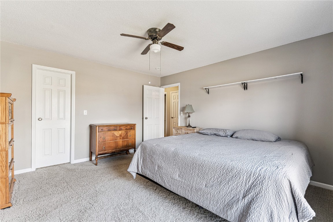 3915 Lexington Drive NE Cedar Rapids IA 52402