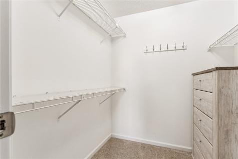 3915 Lexington Drive NE Cedar Rapids IA 52402