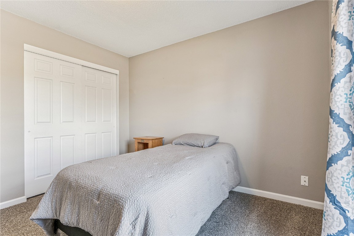 3915 Lexington Drive NE Cedar Rapids IA 52402