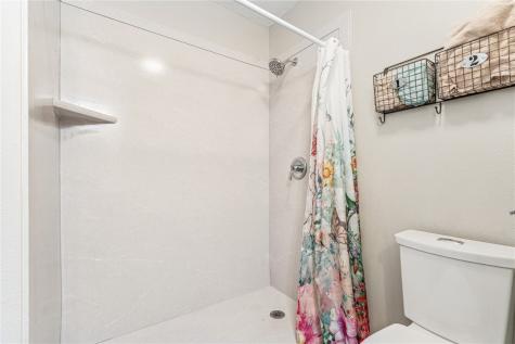 3915 Lexington Drive NE Cedar Rapids IA 52402
