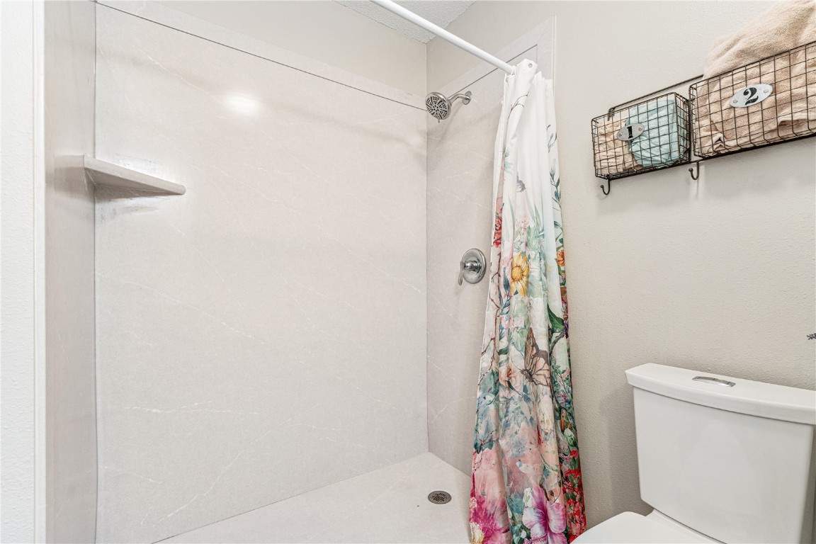 3915 Lexington Drive NE Cedar Rapids IA 52402