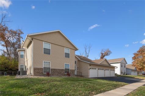 3915 Lexington Drive NE Cedar Rapids IA 52402
