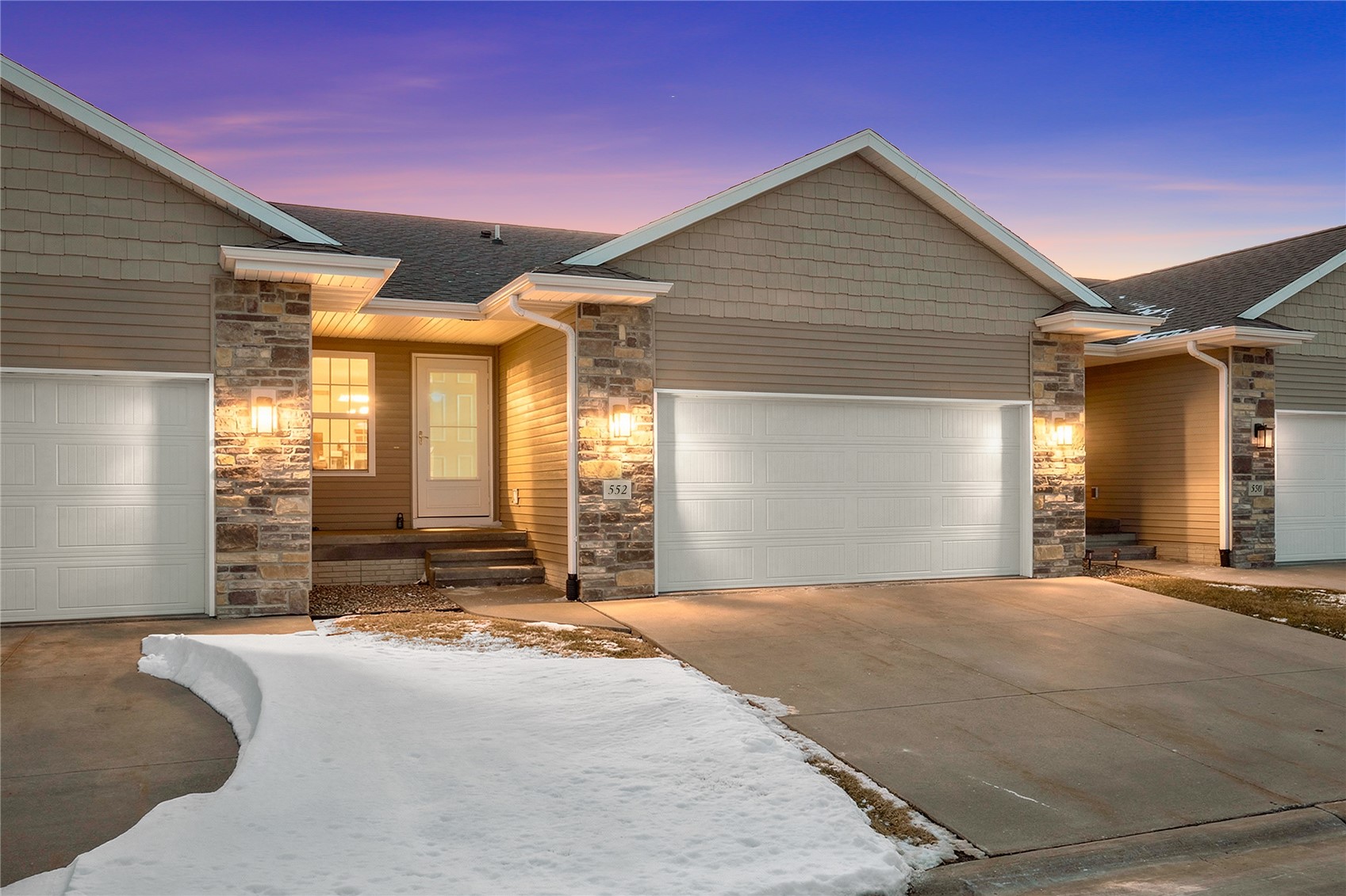 552 Meadow Oak Circle Fairfax IA 52228