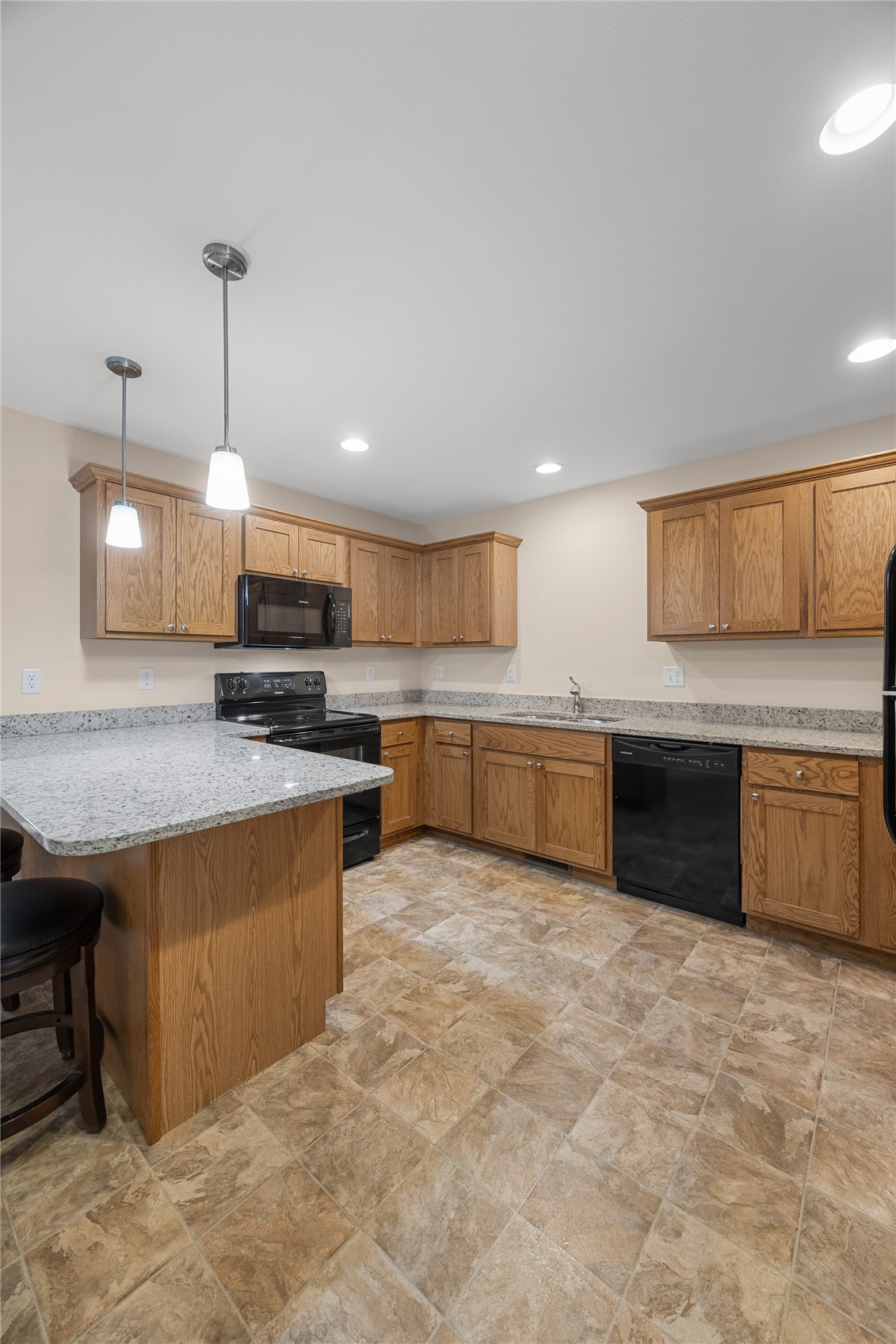 552 Meadow Oak Circle Fairfax IA 52228