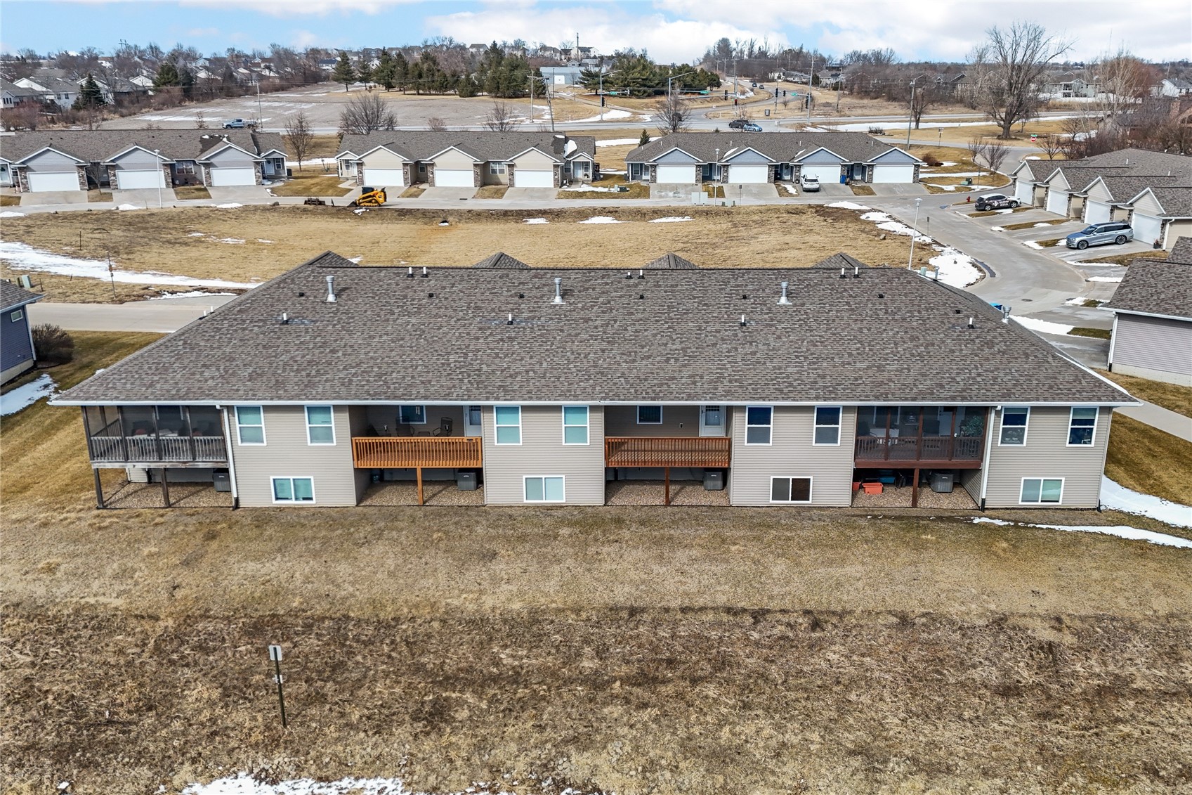 552 Meadow Oak Circle Fairfax IA 52228
