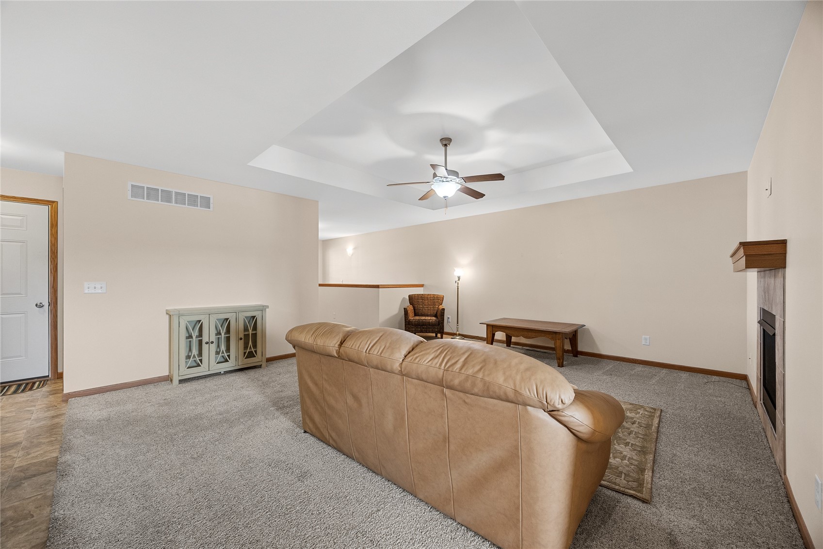 552 Meadow Oak Circle Fairfax IA 52228