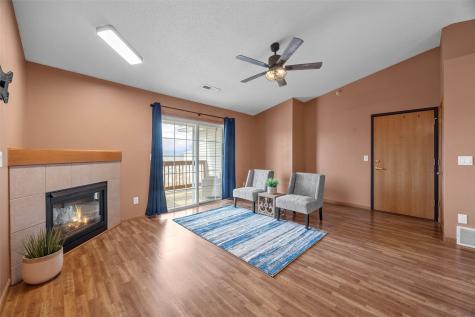 2824 Triple Crown Lane Iowa City IA 52240