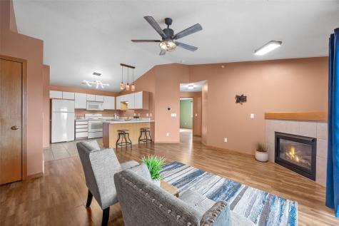 2824 Triple Crown Lane Iowa City IA 52240