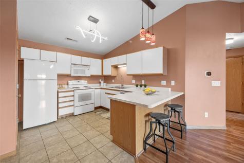 2824 Triple Crown Lane Iowa City IA 52240