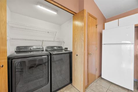 2824 Triple Crown Lane Iowa City IA 52240