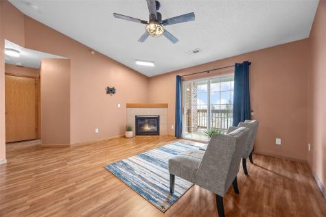 2824 Triple Crown Lane Iowa City IA 52240
