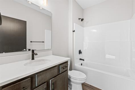 2877 Spring Rose Circle Coralville IA 52241