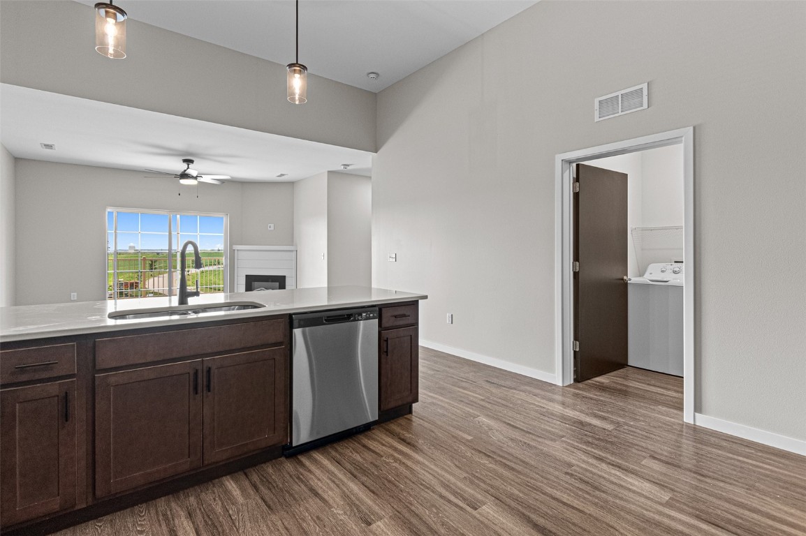 2877 Spring Rose Circle Coralville IA 52241