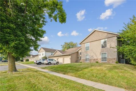 4131 Blue Jay Drive NE Cedar Rapids IA 52402
