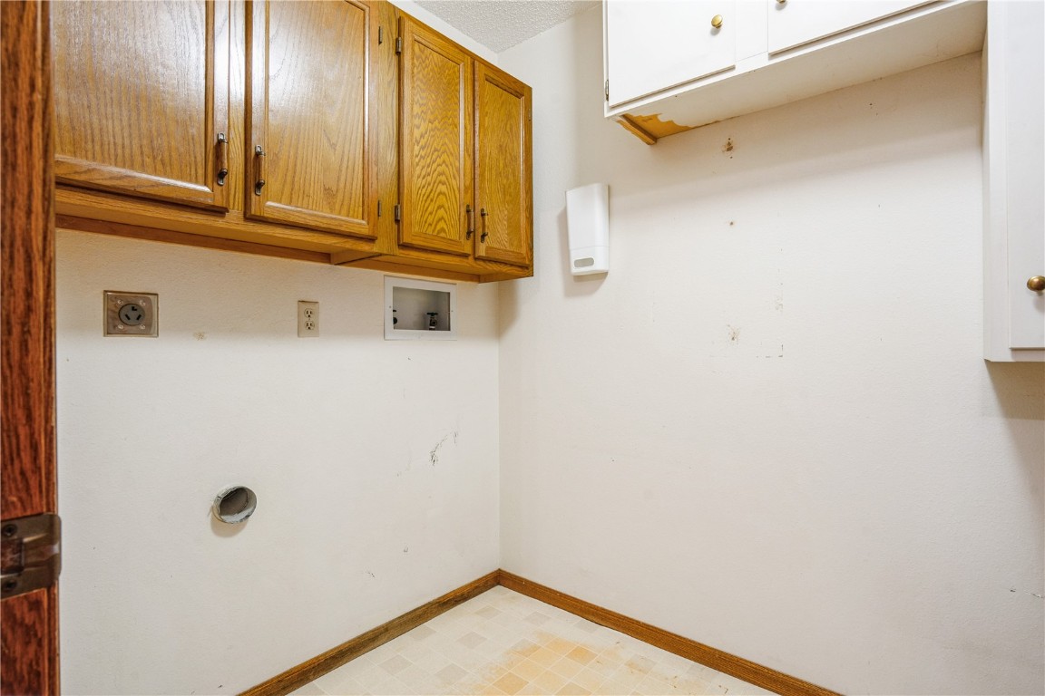 4131 Blue Jay Drive NE Cedar Rapids IA 52402