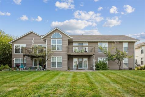 4131 Blue Jay Drive NE Cedar Rapids IA 52402