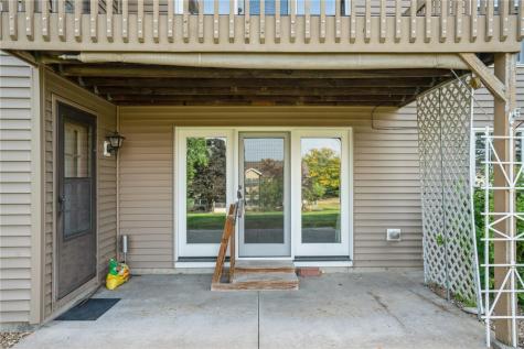 4131 Blue Jay Drive NE Cedar Rapids IA 52402