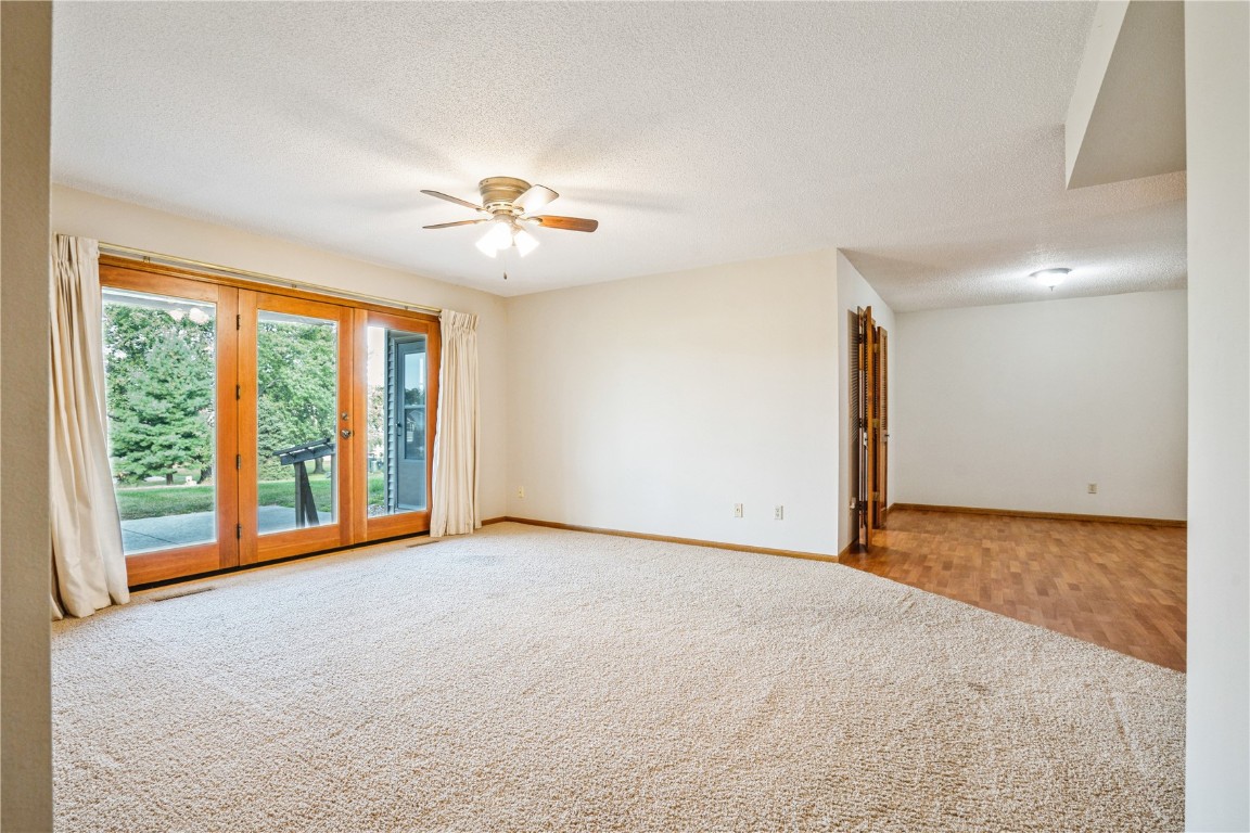 4131 Blue Jay Drive NE Cedar Rapids IA 52402