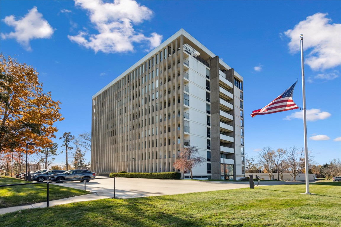 2222 1st Avenue NE Cedar Rapids IA 52402