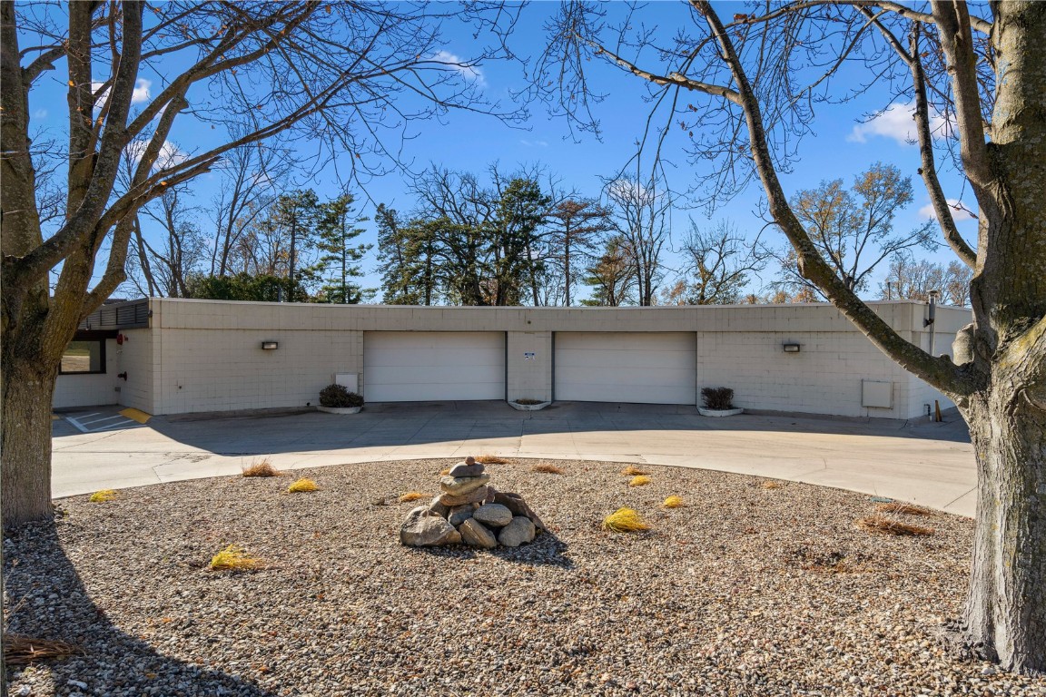 2222 1st Avenue NE Cedar Rapids IA 52402