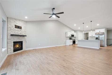55 Kinsey Street North Liberty IA 52317