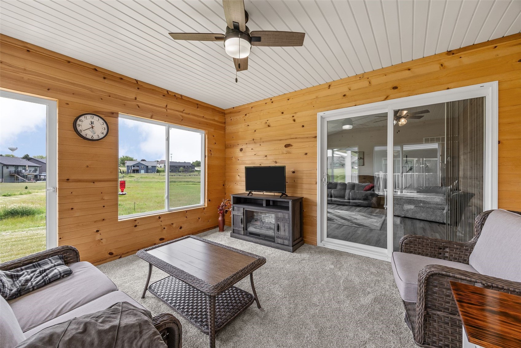 469 Chamber Drive Anamosa IA 52205