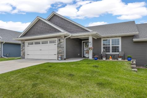 469 Chamber Drive Anamosa IA 52205