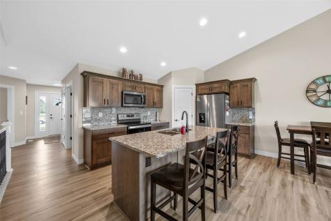 469 Chamber Drive Anamosa IA 52205