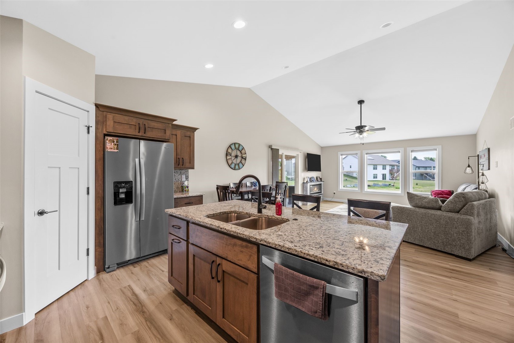469 Chamber Drive Anamosa IA 52205