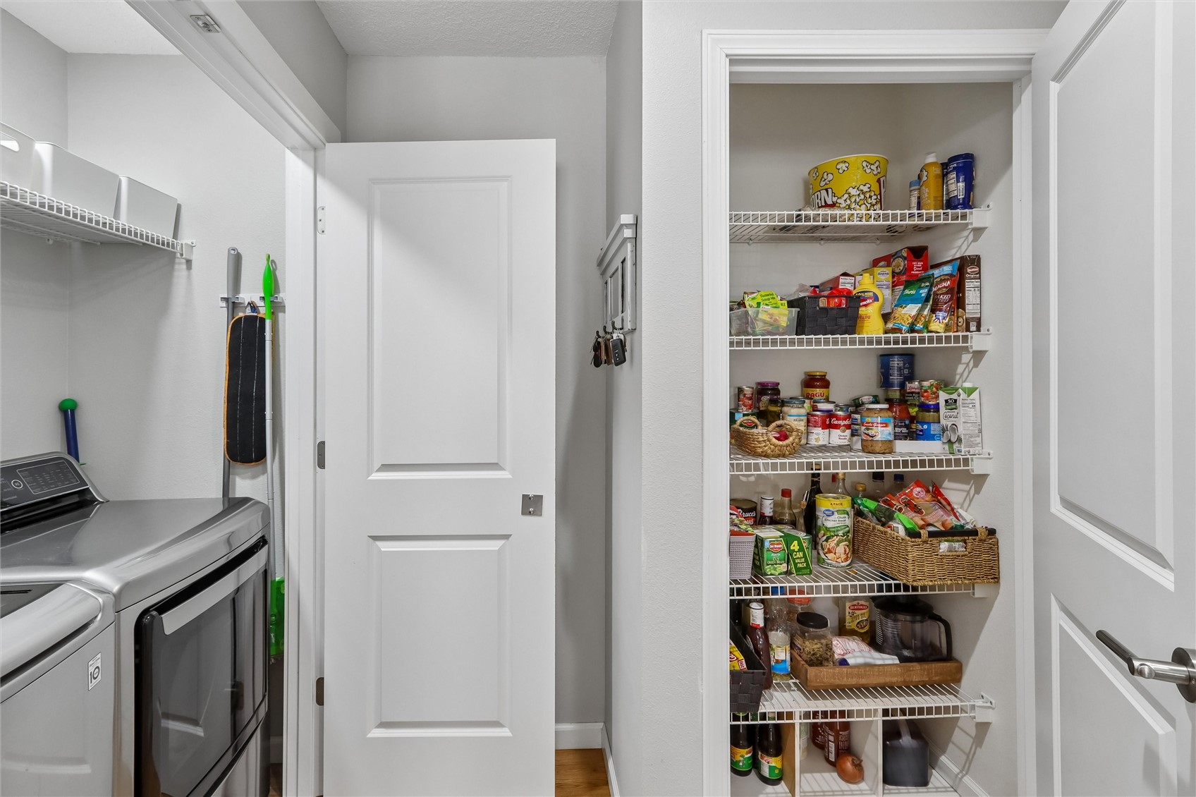 4103 Lakeview SW Cedar Rapids IA 52404