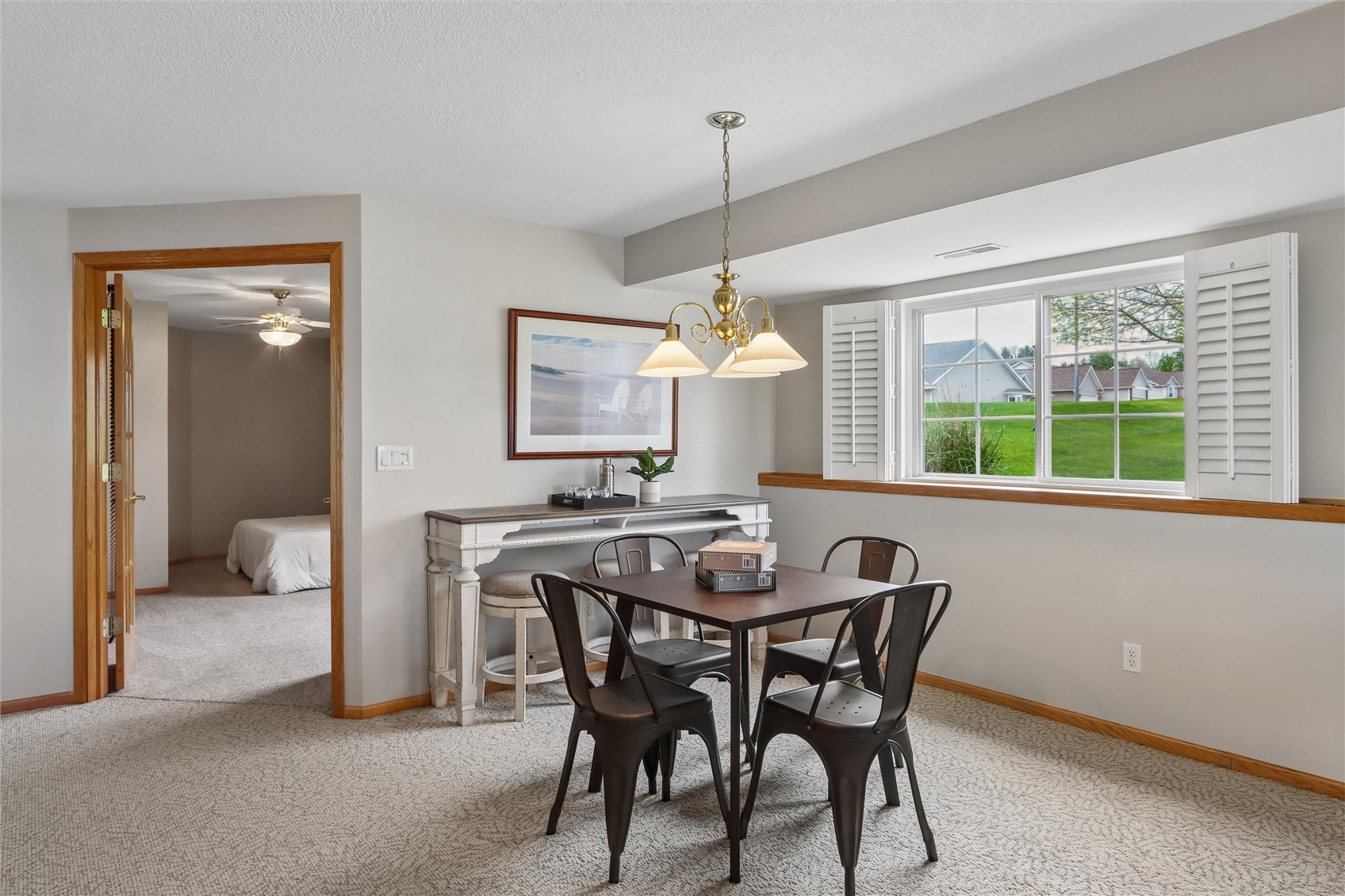4103 Lakeview SW Cedar Rapids IA 52404